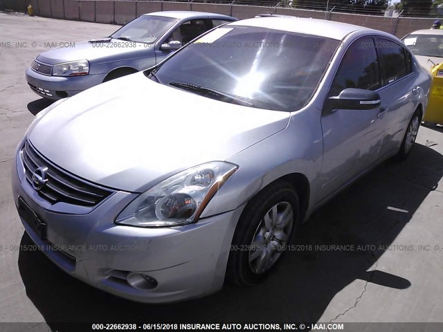 1N4AL2AP6AN497469 - 2010 NISSAN ALTIMA S SILVER photo 2