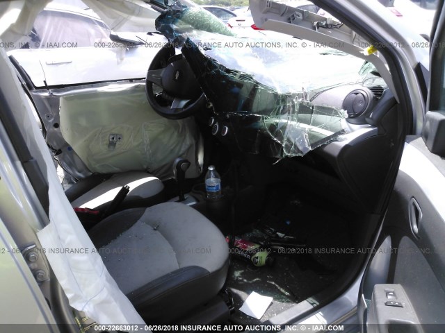 KL8CF6S97DC557933 - 2013 CHEVROLET SPARK 2LT SILVER photo 5