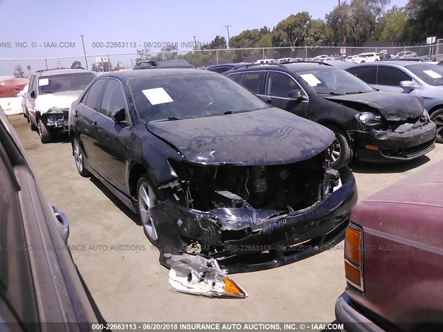 4T1BF1FK8CU157869 - 2012 TOYOTA CAMRY SE/LE/XLE შავი ფოტო 1