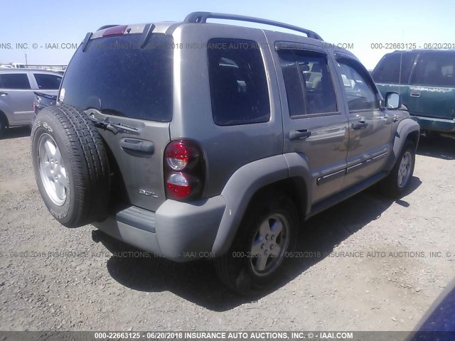 1J4GL48K76W286027 - 2006 JEEP LIBERTY SPORT GRAY photo 4