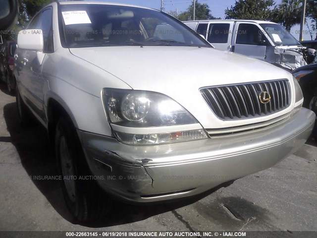 JT6GF10U3Y0046527 - 2000 LEXUS RX 300 WHITE photo 6