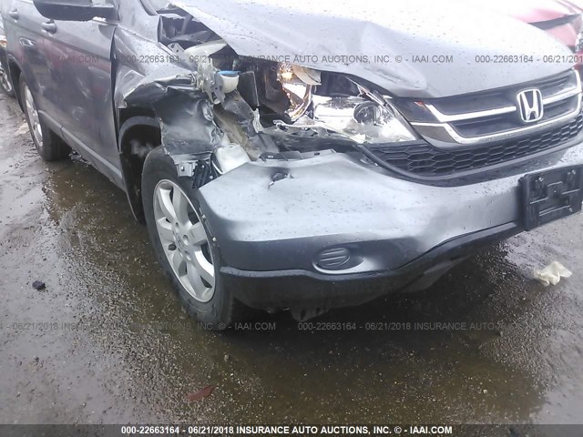 5J6RE3H40BL013022 - 2011 HONDA CR-V SE Navy photo 6