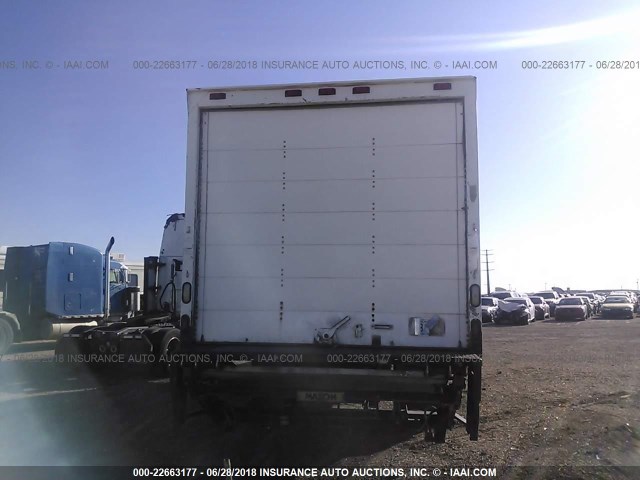 1FVABSAK43HL68248 - 2003 FREIGHTLINER FL70  WHITE photo 8