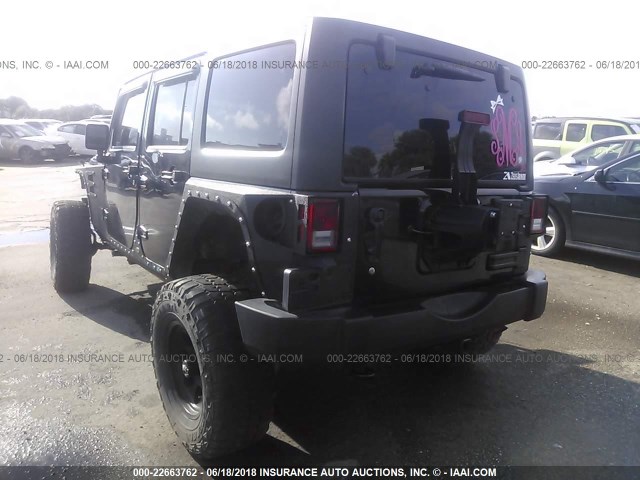 1C4BJWDG1FL591169 - 2015 JEEP WRANGLER UNLIMITE SPORT BLACK photo 3