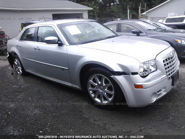 2C3KA63H08H137784 - 2008 CHRYSLER 300C SILVER photo 1