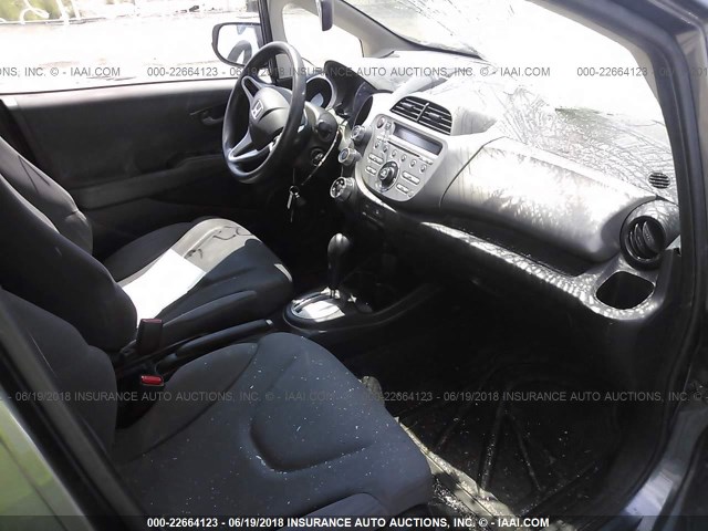 JHMGE8H32CC003948 - 2012 HONDA FIT GRAY photo 5