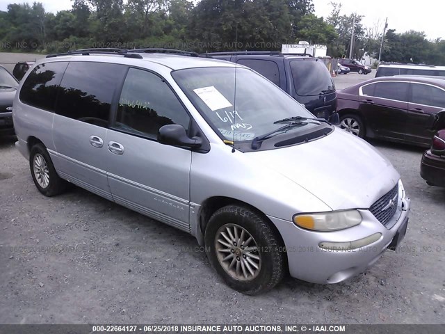 1C4GP54L3YB618005 - 2000 CHRYSLER TOWN & COUNTRY LXI SILVER photo 1