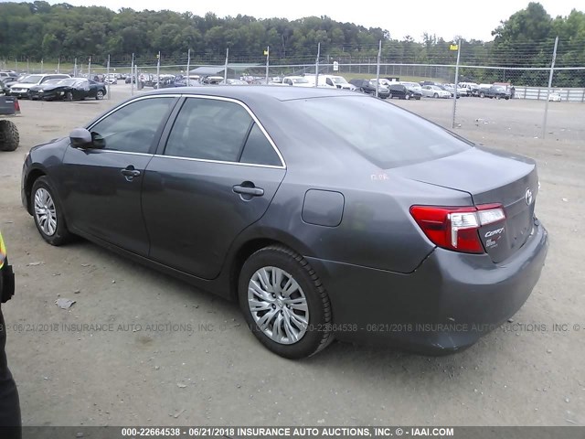 4T1BF1FK0CU549356 - 2012 TOYOTA CAMRY SE/LE/XLE 灰色 照片 3