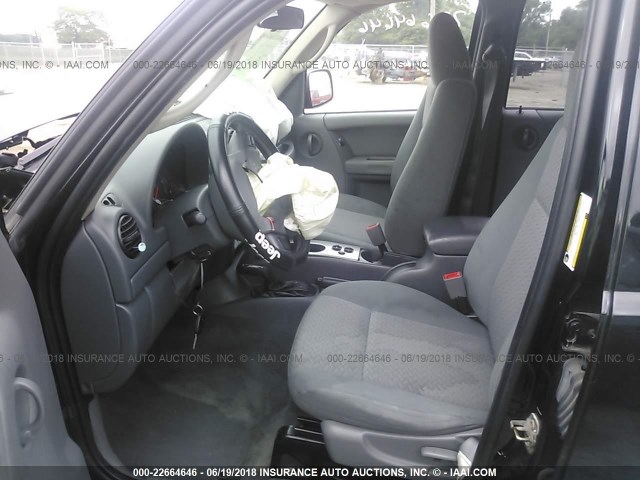 1J8GL38K16W100068 - 2006 JEEP LIBERTY RENEGADE 黑色 照片 5