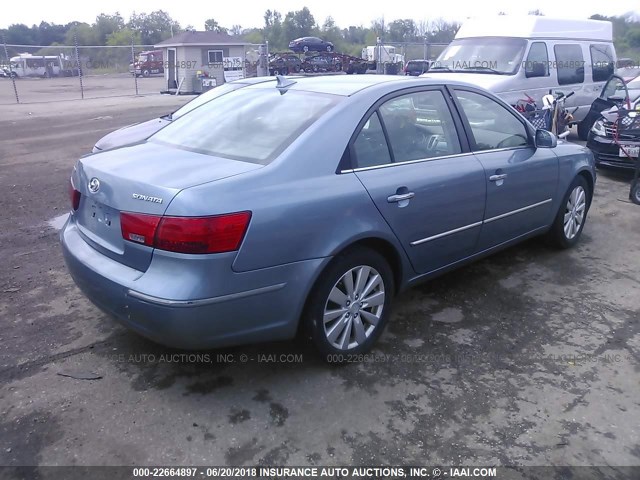 5NPEU46C09H574861 - 2009 HYUNDAI SONATA SE/LIMITED Light Blue photo 4