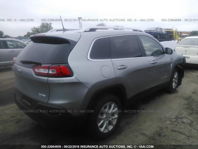 1C4PJLCB6JD537007 - 2018 JEEP CHEROKEE LATITUDE SILVER photo 4