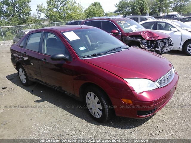 1FAFP34N55W288377 - 2005 FORD FOCUS ZX4 RED photo 1