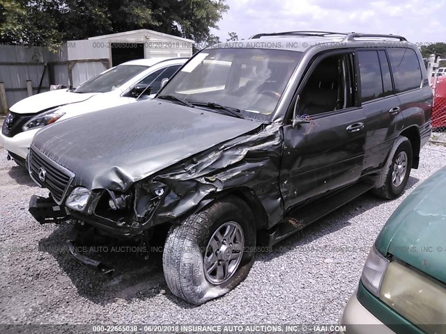 JTJHT00W313511908 - 2001 LEXUS LX 470 GRAY photo 2