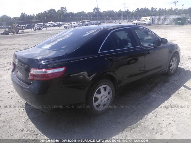4T1BE46K68U239742 - 2008 TOYOTA CAMRY CE/LE/XLE/SE BLACK photo 4