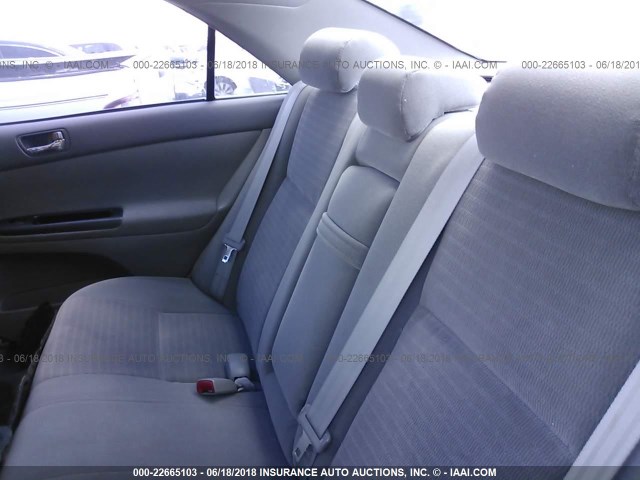 4T1BE32K55U032092 - 2005 TOYOTA CAMRY LE/XLE/SE Gümüş foto 8