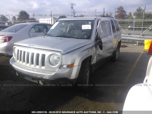 1C4NJPBB8CD619016 - 2012 JEEP PATRIOT SPORT 灰色 照片 2
