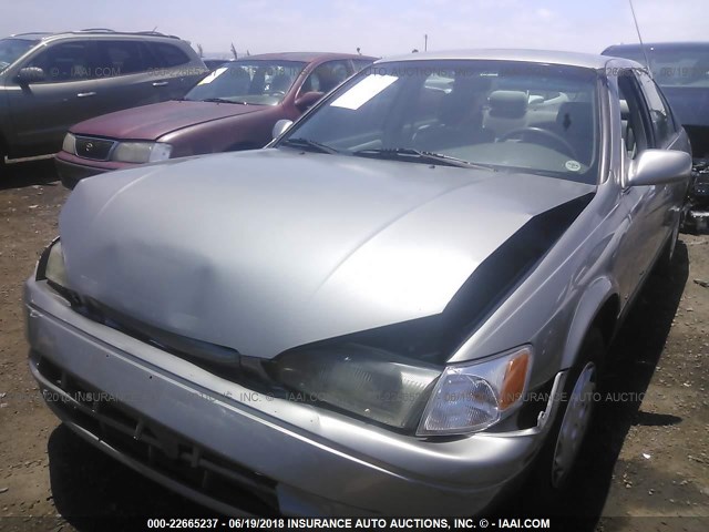 JT2BG22K9X0345576 - 1999 TOYOTA CAMRY LE/XLE GRAY photo 6