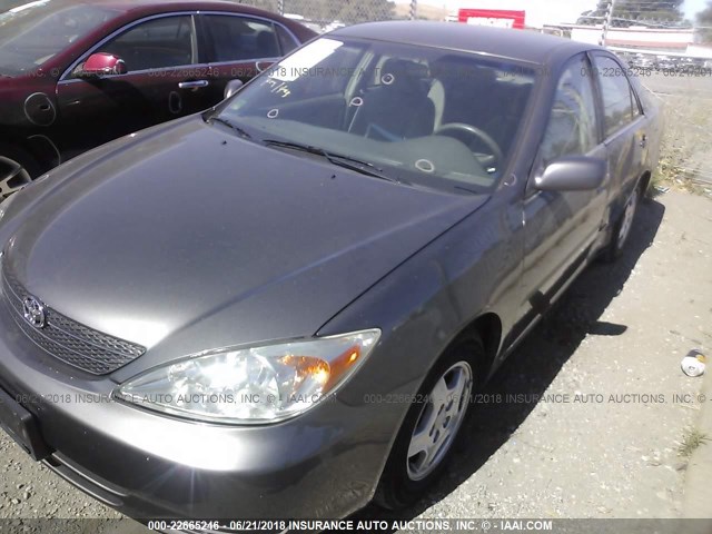 4T1BF30K63U554310 - 2003 TOYOTA CAMRY LE/XLE/SE ნაცრისფერი ფოტო 6