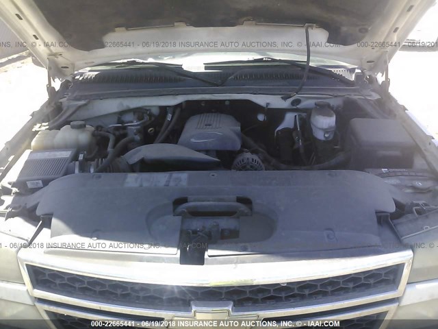 1GBJC34U16E214005 - 2006 CHEVROLET SILVERADO C3500 WHITE photo 9