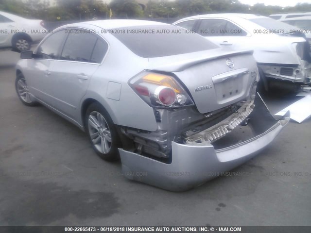 1N4BL2AP2CN404518 - 2012 NISSAN ALTIMA SR SILVER photo 3