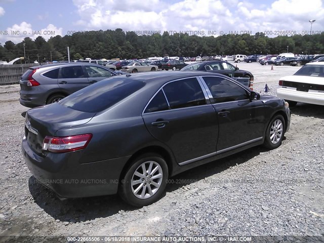 4T1BK3EK0BU127143 - 2011 TOYOTA CAMRY SE/LE/XLE 灰色 照片 4