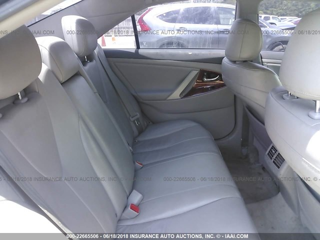 4T1BK3EK0BU127143 - 2011 TOYOTA CAMRY SE/LE/XLE GRAY photo 8