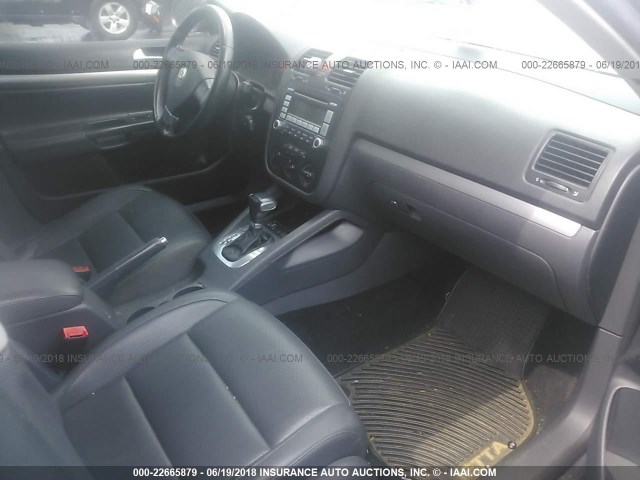 3VWRJ71K98M181716 - 2008 VOLKSWAGEN JETTA WOLFSBURG 灰色 照片 5