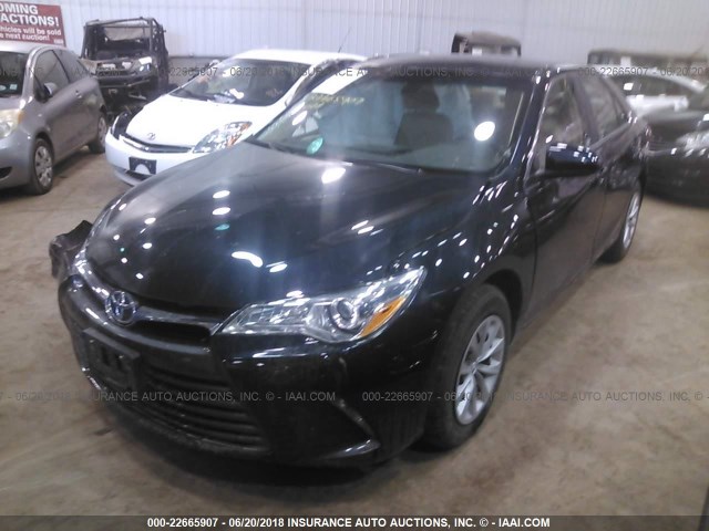 4T4BF1FK8FR448947 - 2015 TOYOTA CAMRY LE/XLE/SE/XSE BLACK photo 2