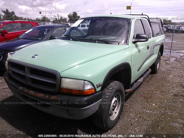 1B7GG22X9YS687284 - 2000 DODGE DAKOTA GREEN photo 2