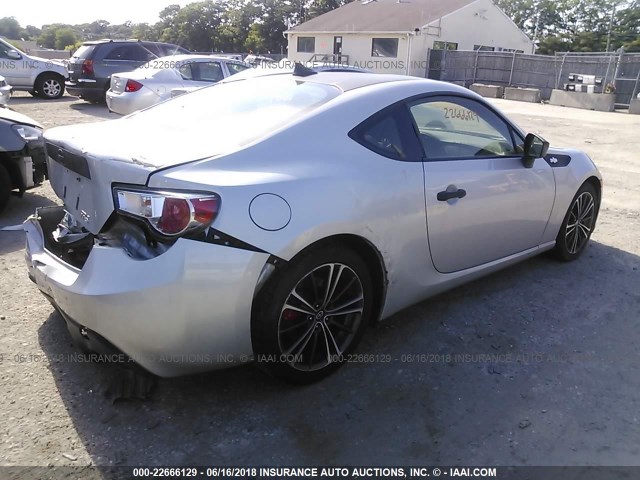 JF1ZNAA14E8709826 - 2014 TOYOTA SCION FR-S SILVER photo 4