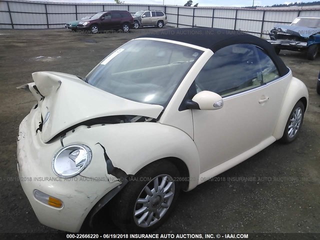 3VWCM31Y24M316099 - 2004 VOLKSWAGEN NEW BEETLE GLS თეთრი ფოტო 2