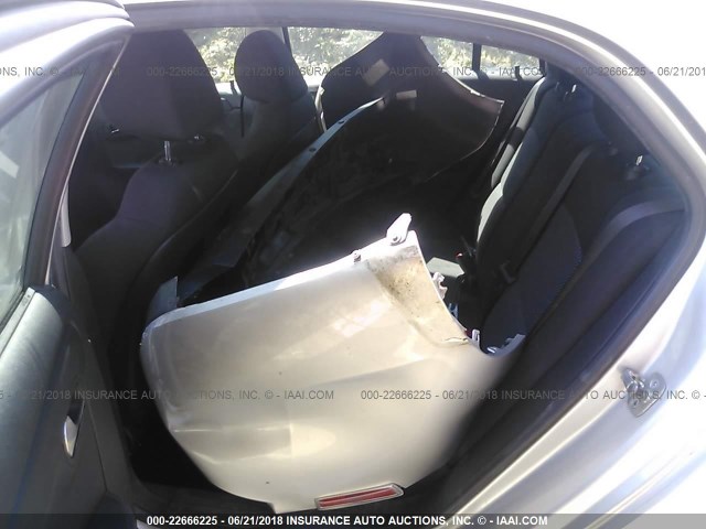 1G1ZC5EB0A4111446 - 2010 CHEVROLET MALIBU 1LT ვერცხლისფერი ფოტო 8