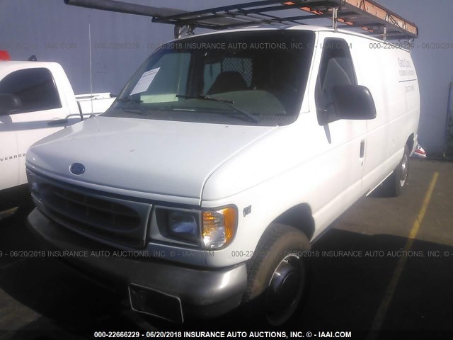 1FTPE24L5XHA77717 - 1999 FORD ECONOLINE E250 VAN WHITE photo 2