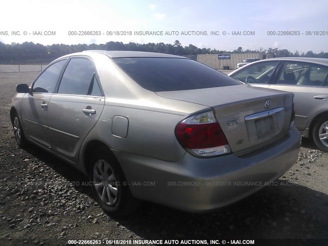 4T1BE30K36U697545 - 2006 TOYOTA CAMRY LE/XLE/SE ოქროსფერი ფოტო 3