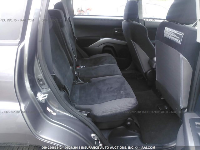 JA4AS2AW4AZ013418 - 2010 MITSUBISHI OUTLANDER ES ნაცრისფერი ფოტო 8