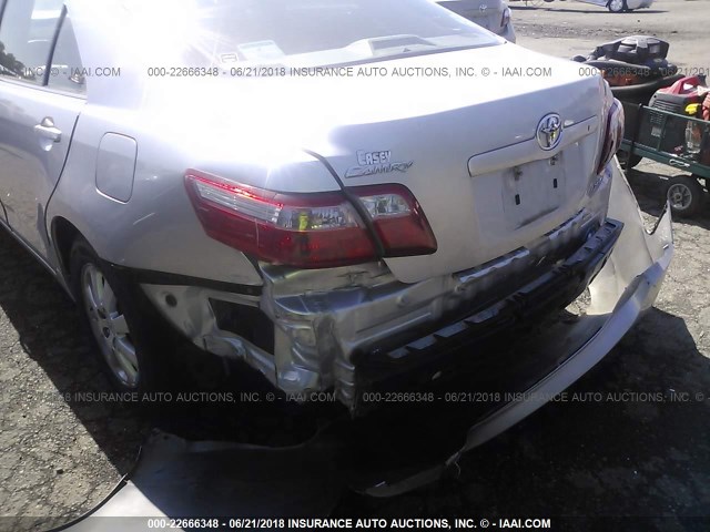 JTNBE46K273087365 - 2007 TOYOTA CAMRY NEW GENERAT CE/LE/XLE/SE SILVER photo 6
