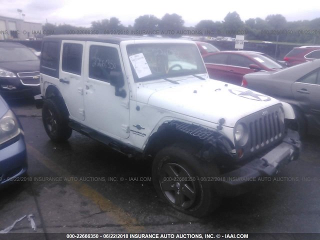 1C4BJWDG1CL290493 - 2012 JEEP WRANGLER UNLIMITE SPORT WHITE photo 1