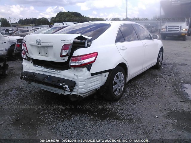 4T1BF3EK4BU724154 - 2011 TOYOTA CAMRY SE/LE/XLE WHITE photo 4