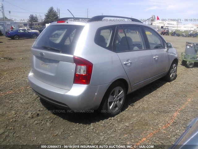 KNAFG529197275909 - 2009 KIA RONDO LX/EX SILVER photo 4