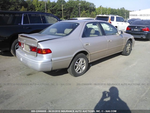 4T1BG22K2YU740650 - 2000 TOYOTA CAMRY CE/LE/XLE SILVER photo 4
