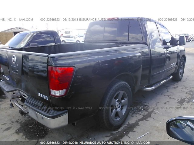 1N6AA06A15N514190 - 2005 NISSAN TITAN XE/SE/LE BLACK photo 4