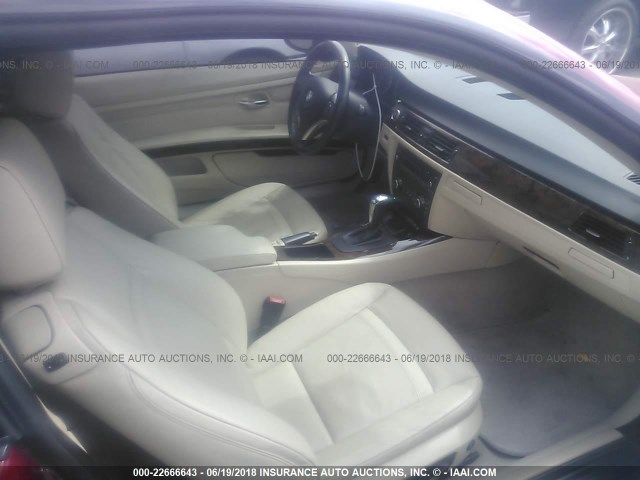 WBAWV13558P121146 - 2008 BMW 328 I SULEV RED photo 5