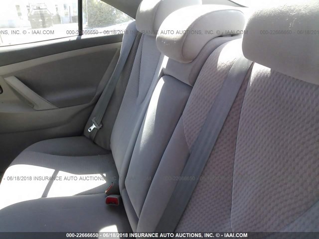 4T1BF3EK6BU777325 - 2011 TOYOTA CAMRY SE/LE/XLE WHITE photo 8