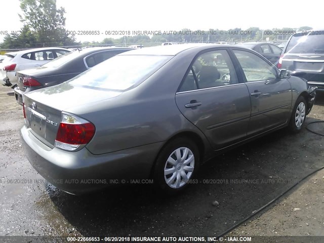 4T1BE32KX5U956883 - 2005 TOYOTA CAMRY LE/XLE/SE Boz foto 4