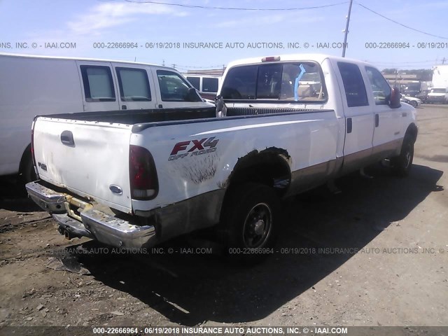 1FTNW21P14EB46623 - 2004 FORD F250 SUPER DUTY WHITE photo 4