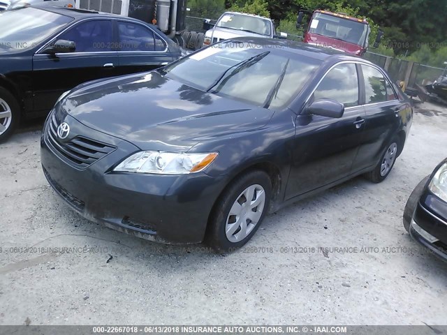 4T1BE46K87U554573 - 2007 TOYOTA CAMRY NEW GENERAT CE/LE/XLE/SE GRAY photo 2