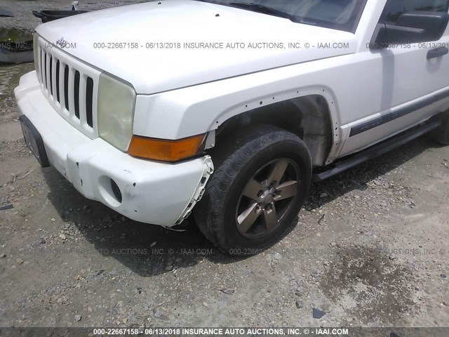 1J8HH48NX6C258089 - 2006 JEEP COMMANDER WHITE photo 6