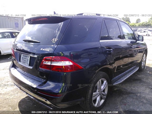 4JGDA5HB2EA420793 - 2014 MERCEDES-BENZ ML 350 4MATIC BLUE photo 4