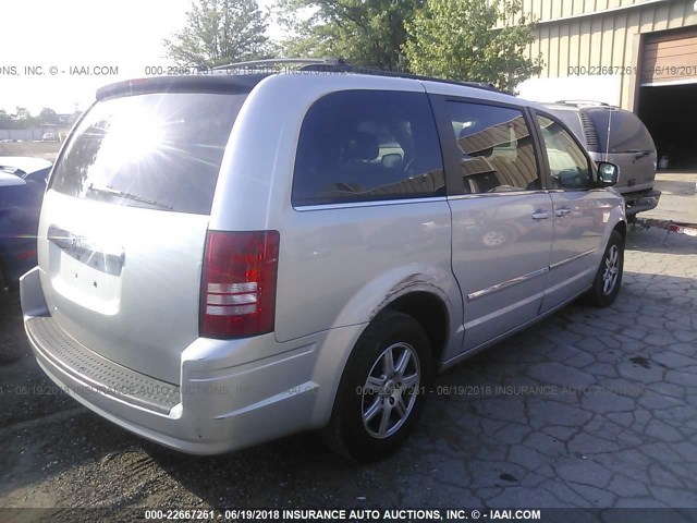 2A4RR5D11AR350767 - 2010 CHRYSLER TOWN & COUNTRY TOURING SILVER photo 4