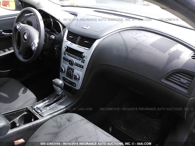 1G1ZC5EB6AF136663 - 2010 CHEVROLET MALIBU 1LT 黑色 照片 5